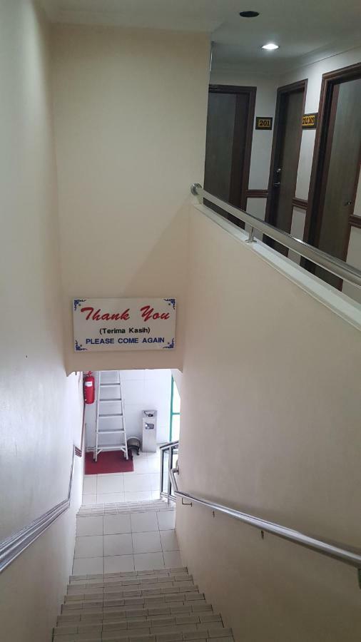 Prime Hotel Limbang Kültér fotó