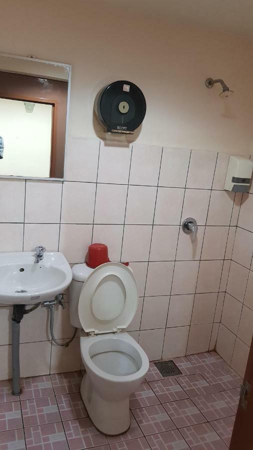 Prime Hotel Limbang Kültér fotó