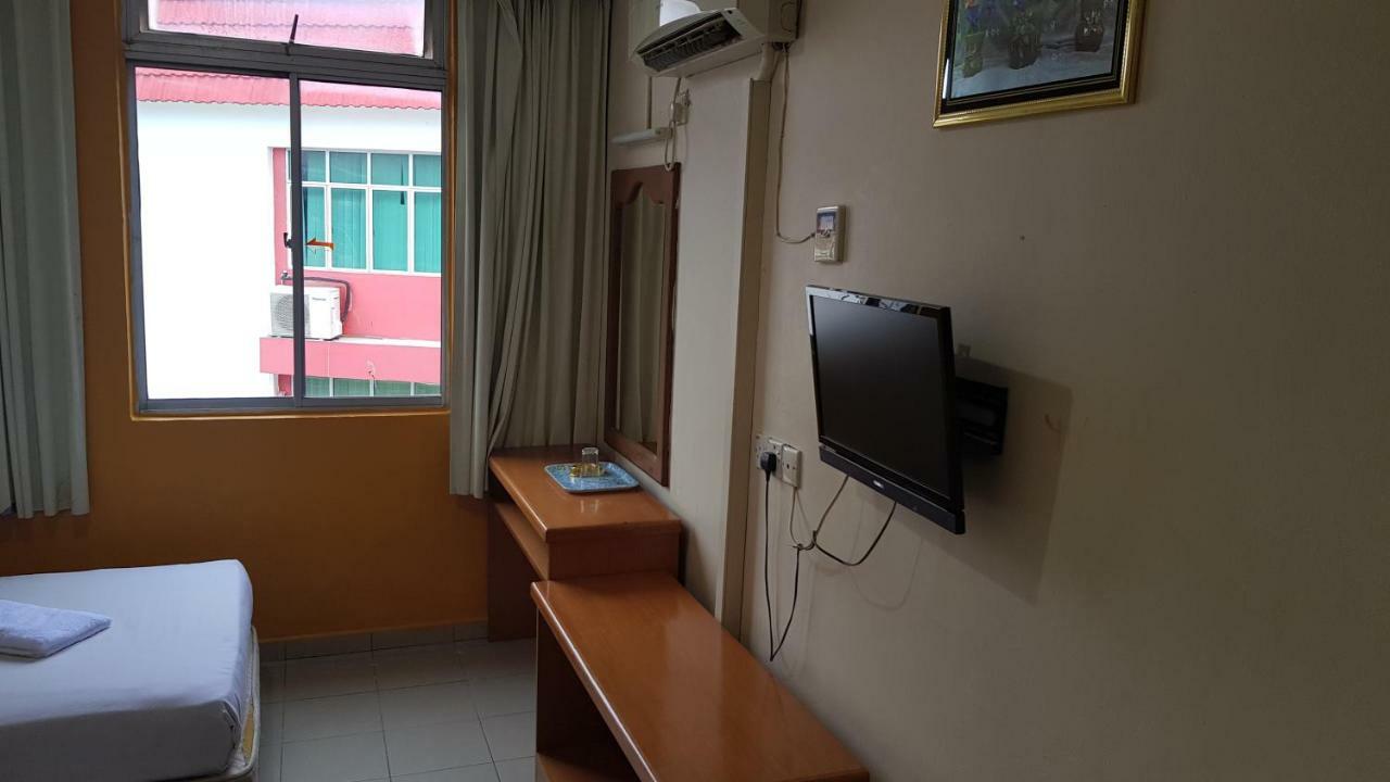 Prime Hotel Limbang Kültér fotó